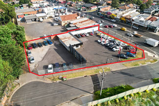 Shop & Retail commercial property leased at 75-77 Bell Street Ivanhoe VIC 3079