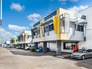 Factory, Warehouse & Industrial commercial property leased at 23/547 Woolcock Street Mount Louisa QLD 4814