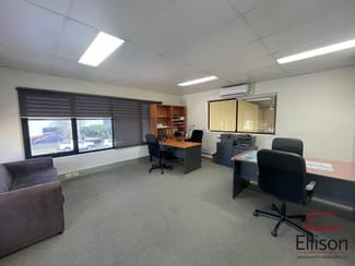 Factory, Warehouse & Industrial commercial property for lease at 5/33-43 Meakin Road Meadowbrook QLD 4131