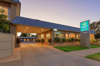 Hotel, Motel, Pub & Leisure commercial property for sale at 394-398 Campbell Street Swan Hill VIC 3585