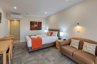 Hotel, Motel, Pub & Leisure commercial property for sale at 394-398 Campbell Street Swan Hill VIC 3585