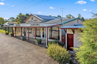 Shop & Retail commercial property sold at 70-72 Old Hume Highway Welby NSW 2575