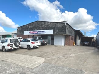 Showrooms / Bulky Goods commercial property leased at 2/10 Herbert street Slacks Creek QLD 4127 Showrooms / Bulky Goods commercial property leased at 2/10 Herbert street Slacks Creek QLD 4127