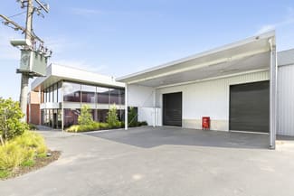 Factory, Warehouse & Industrial commercial property for sale at 15-17 Western Avenue Sunshine VIC 3020
