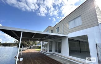 Shop & Retail commercial property for lease at shop1+deck/2 Ocean Street Budgewoi NSW 2262