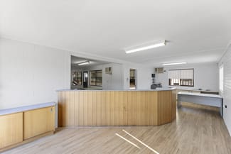 Factory, Warehouse & Industrial commercial property sold at 33 Industrial Avenue Wilsonton QLD 4350