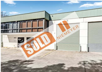 Factory, Warehouse & Industrial commercial property sold at Unit 18/244-254 Horsley Road Milperra NSW 2214
