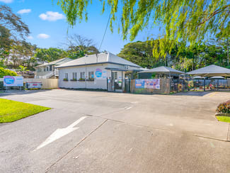 Shop & Retail commercial property sold at 160-162 Hoare Street Manunda QLD 4870