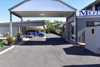 Hotel, Motel, Pub & Leisure commercial property sold at Bundaberg Central QLD 4670