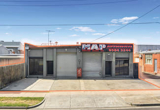 Showrooms / Bulky Goods commercial property sold at 1 Arnold Street Cheltenham VIC 3192
