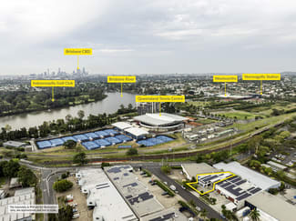 Showrooms / Bulky Goods commercial property sold at 12 Walker Street Tennyson QLD 4105