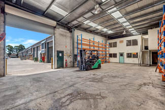 Factory, Warehouse & Industrial commercial property sold at Unit 22/4-6 Barry Road Chipping Norton NSW 2170