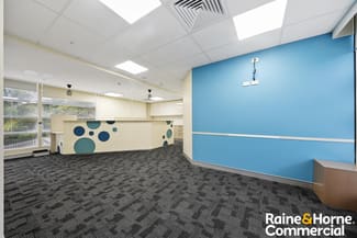 Medical / Consulting commercial property for sale at 4/490 Boundary Street Spring Hill QLD 4000 Medical / Consulting commercial property for sale at 4/490 Boundary Street Spring Hill QLD 4000