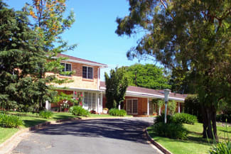 Hotel, Motel, Pub & Leisure commercial property sold at Braemar NSW 2575