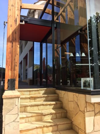 Hotel, Motel, Pub & Leisure commercial property sold at Marysville VIC 3779
