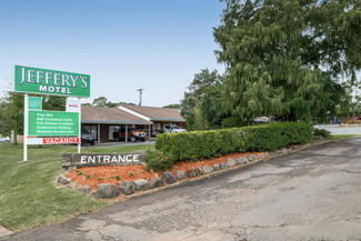 Hotel, Motel, Pub & Leisure commercial property sold at 860-866 Ruthven Street Kearneys Spring QLD 4350 Hotel, Motel, Pub & Leisure commercial property sold at 860-866 Ruthven Street Kearneys Spring QLD 4350