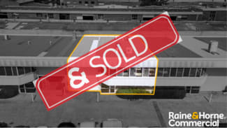 Factory, Warehouse & Industrial commercial property sold at 6/5 Lyn Parade Prestons NSW 2170