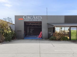 Factory, Warehouse & Industrial commercial property sold at Whole of Property/Unit 1/39 Leather Street Breakwater VIC 3219