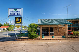 Hotel, Motel, Pub & Leisure commercial property sold at Narrandera NSW 2700 Hotel, Motel, Pub & Leisure commercial property sold at Narrandera NSW 2700