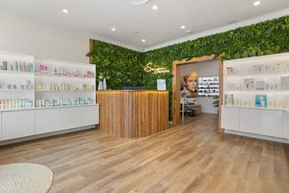 Shop & Retail commercial property for lease at 70 Station Street Somerville VIC 3912