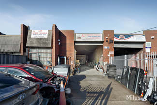 Factory, Warehouse & Industrial commercial property sold at 2/23 Norfolk Court Coburg North VIC 3058