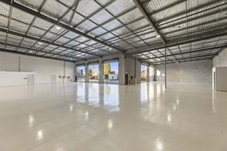 Factory, Warehouse & Industrial commercial property sold at 8 Tradewinds Court Glenvale QLD 4350