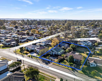 Other commercial property sold at 111-113 Victoria Street Cambridge Park NSW 2747