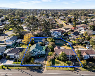Other commercial property sold at 111-113 Victoria Street Cambridge Park NSW 2747