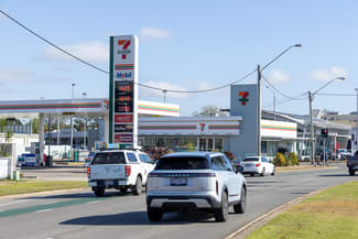Shop & Retail commercial property sold at 7-Eleven, 19 Bowen Road Mundingburra QLD 4812