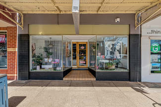 Shop & Retail commercial property for sale at 54 Pine Ave Leeton NSW 2705 Shop & Retail commercial property for sale at 54 Pine Ave Leeton NSW 2705