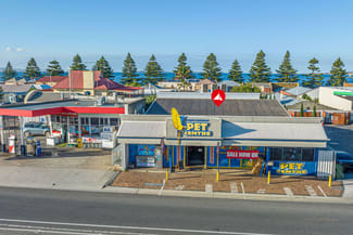 Shop & Retail commercial property for sale at 28 Hallett Place Port Lincoln SA 5606 Shop & Retail commercial property for sale at 28 Hallett Place Port Lincoln SA 5606