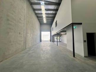 Other commercial property sold at 9/5-21 Rai Drive Crestmead QLD 4132 Other commercial property sold at 9/5-21 Rai Drive Crestmead QLD 4132