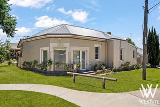 Medical / Consulting commercial property for sale at 153 Durham Street Bathurst NSW 2795
