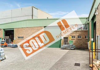 Factory, Warehouse & Industrial commercial property sold at Unit 9/28-30 Barry Road Chipping Norton NSW 2170