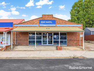 Shop & Retail commercial property sold at 110 Russell Street Bathurst NSW 2795