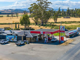 Shop & Retail commercial property for sale at 13490 Midland Highway Epping Forest TAS 7211 Shop & Retail commercial property for sale at 13490 Midland Highway Epping Forest TAS 7211