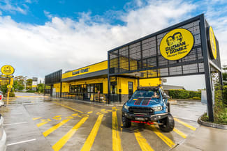 Factory, Warehouse & Industrial commercial property sold at Guzman Y Gomez, 403 Elizabeth Avenue Kippa-ring QLD 4021
