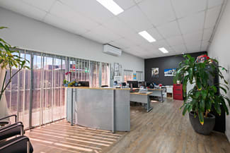 Shop & Retail commercial property sold at 9/525 Lytton Road Morningside QLD 4170