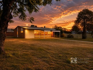 Medical / Consulting commercial property for sale at 28 Middle Street Chinchilla QLD 4413