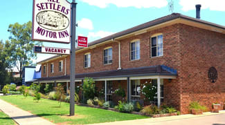 Hotel, Motel, Pub & Leisure commercial property sold at Parkes NSW 2870