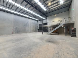 Factory, Warehouse & Industrial commercial property for lease at 8/4-6 MILE END ROAD Rouse Hill NSW 2155