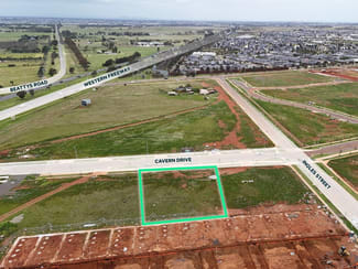 Factory, Warehouse & Industrial commercial property for sale at 10 Cavern Drive Cobblebank VIC 3338
