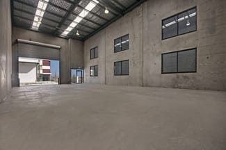 Factory, Warehouse & Industrial commercial property leased at 4/72-78 Crocodile Crescent Mount St John QLD 4818