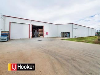 Factory, Warehouse & Industrial commercial property leased at Tamworth NSW 2340 Factory, Warehouse & Industrial commercial property leased at Tamworth NSW 2340