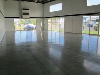 Showrooms / Bulky Goods commercial property leased at 8/90 Aumuller Street Portsmith QLD 4870 Showrooms / Bulky Goods commercial property leased at 8/90 Aumuller Street Portsmith QLD 4870