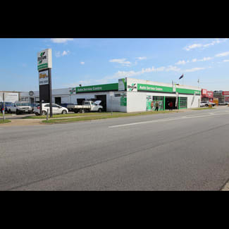 Showrooms / Bulky Goods commercial property leased at 1/100 Dandenong Road Frankston VIC 3199