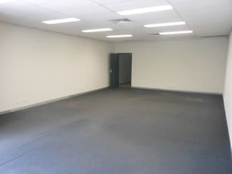 Factory, Warehouse & Industrial commercial property leased at Mount Waverley VIC 3149