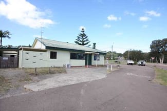 Other commercial property leased at 1 Elizabeth Bay Drive Lake Munmorah NSW 2259 Other commercial property leased at 1 Elizabeth Bay Drive Lake Munmorah NSW 2259