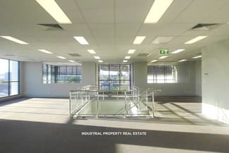 Showrooms / Bulky Goods commercial property leased at Prestons NSW 2170