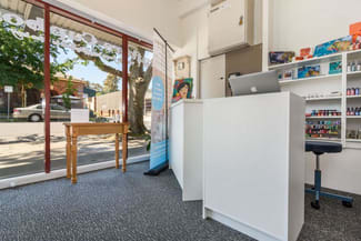 Shop & Retail commercial property leased at Shop/4 Gloucester Avenue Berwick VIC 3806 Shop & Retail commercial property leased at Shop/4 Gloucester Avenue Berwick VIC 3806